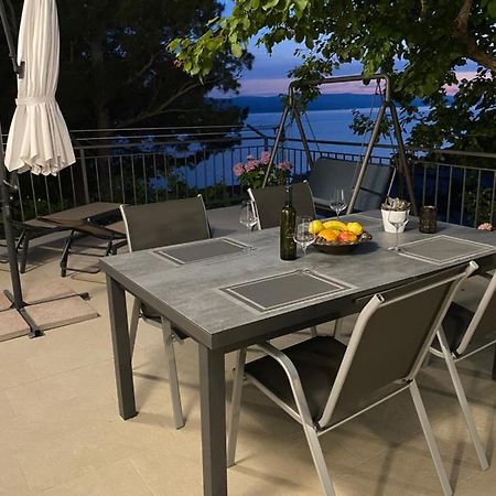 Apartman Antonio Baška Voda Exteriör bild