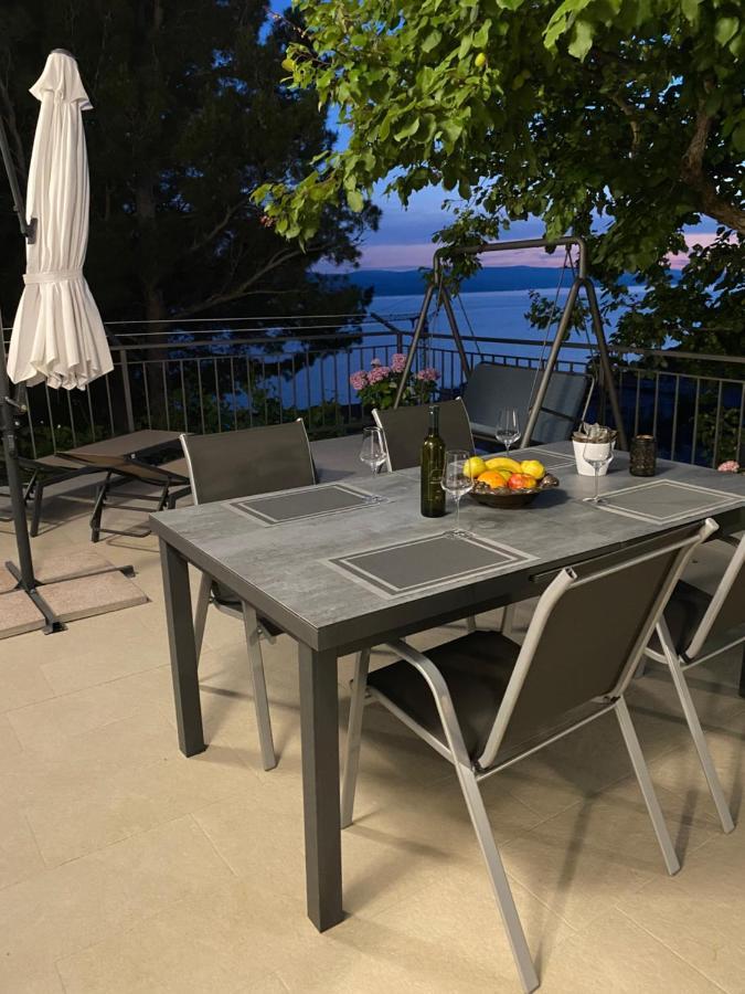 Apartman Antonio Baška Voda Exteriör bild